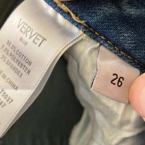 Vervet High Waisted Straight Leg Jean - Picture 5 of 9